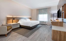 Wyndham Garden Orlando Airport - Free Airport Shuttle - Park N' Fly Available